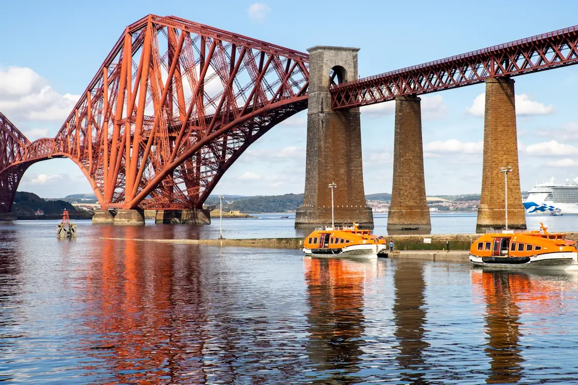 south queensferry tender port guide with hawes pier and forth rail bridge
