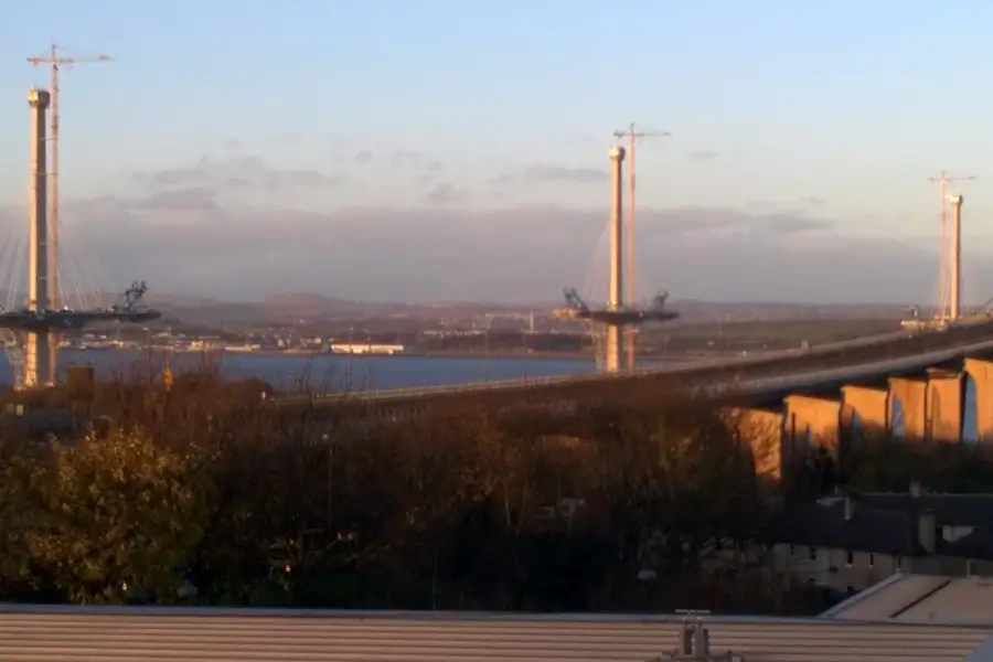 photographing queensferry crossing
