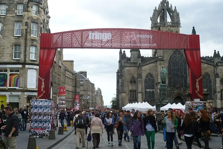 Edinburgh fringe on the royal mile edinburgh's old town beside st giles cathedral